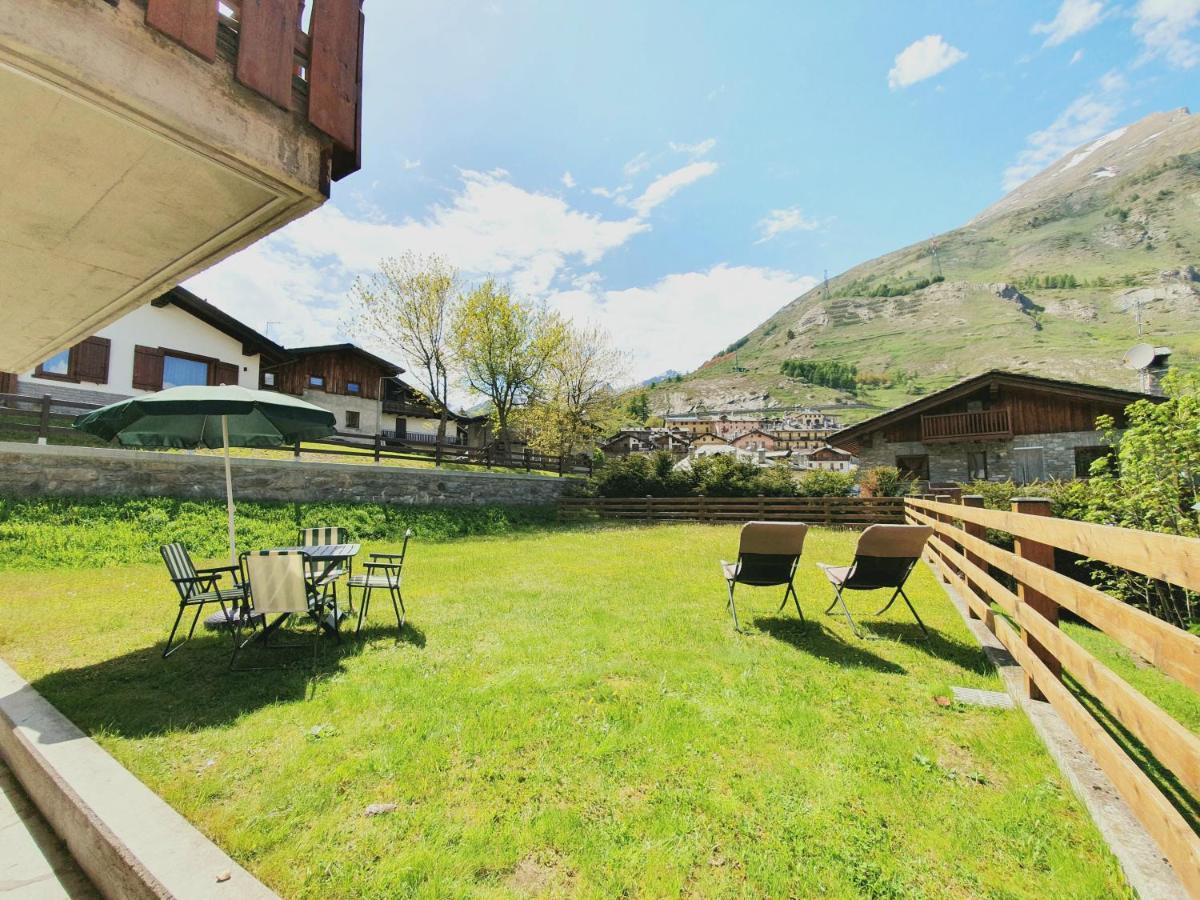 La Casa Di Matilde - Trilocale Vicinissimo Alle Piste Da Sci La Thuile Bagian luar foto