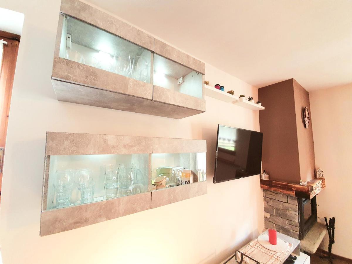 La Casa Di Matilde - Trilocale Vicinissimo Alle Piste Da Sci La Thuile Bagian luar foto