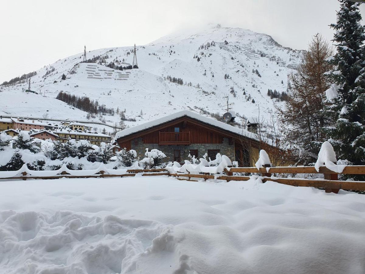 La Casa Di Matilde - Trilocale Vicinissimo Alle Piste Da Sci La Thuile Bagian luar foto