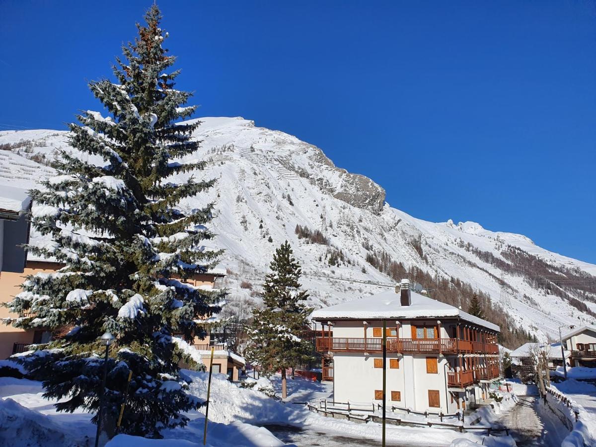 La Casa Di Matilde - Trilocale Vicinissimo Alle Piste Da Sci La Thuile Bagian luar foto