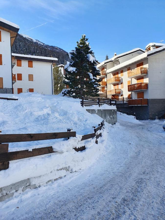 La Casa Di Matilde - Trilocale Vicinissimo Alle Piste Da Sci La Thuile Bagian luar foto