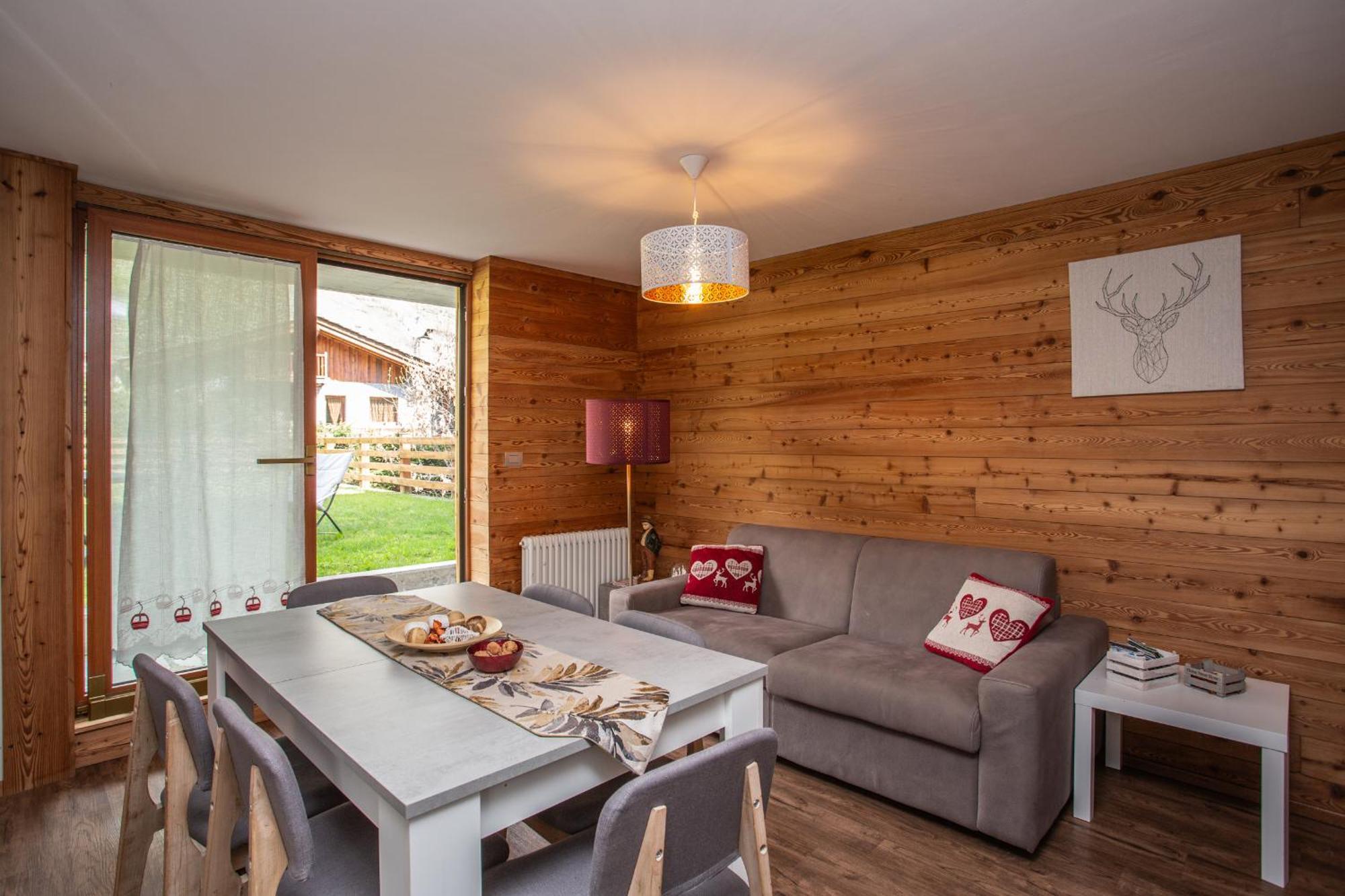 La Casa Di Matilde - Trilocale Vicinissimo Alle Piste Da Sci La Thuile Bagian luar foto